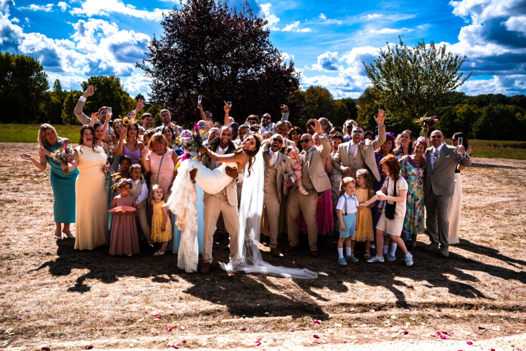 Fun wedding day group shot in Dordogne France